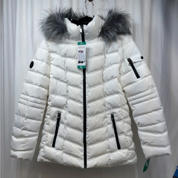 Nautica Puffer Jacket Womens XL White Black Quilted Faux Fur Removable Hood - Picture 2 of 15